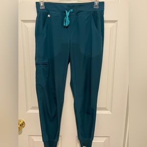 Figs FIONLITE Zamora petite jogger scrub pants size S in Caribbean blue.